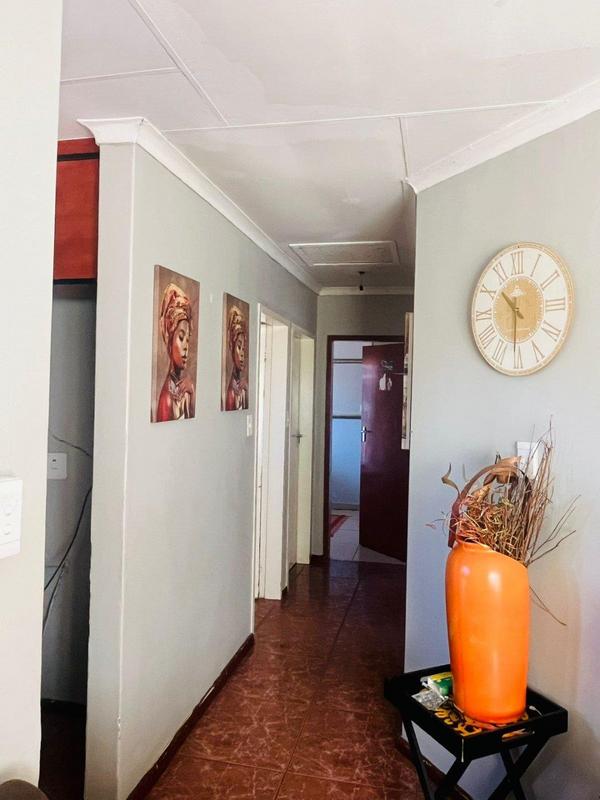 3 Bedroom Property for Sale in Geelhoutpark North West